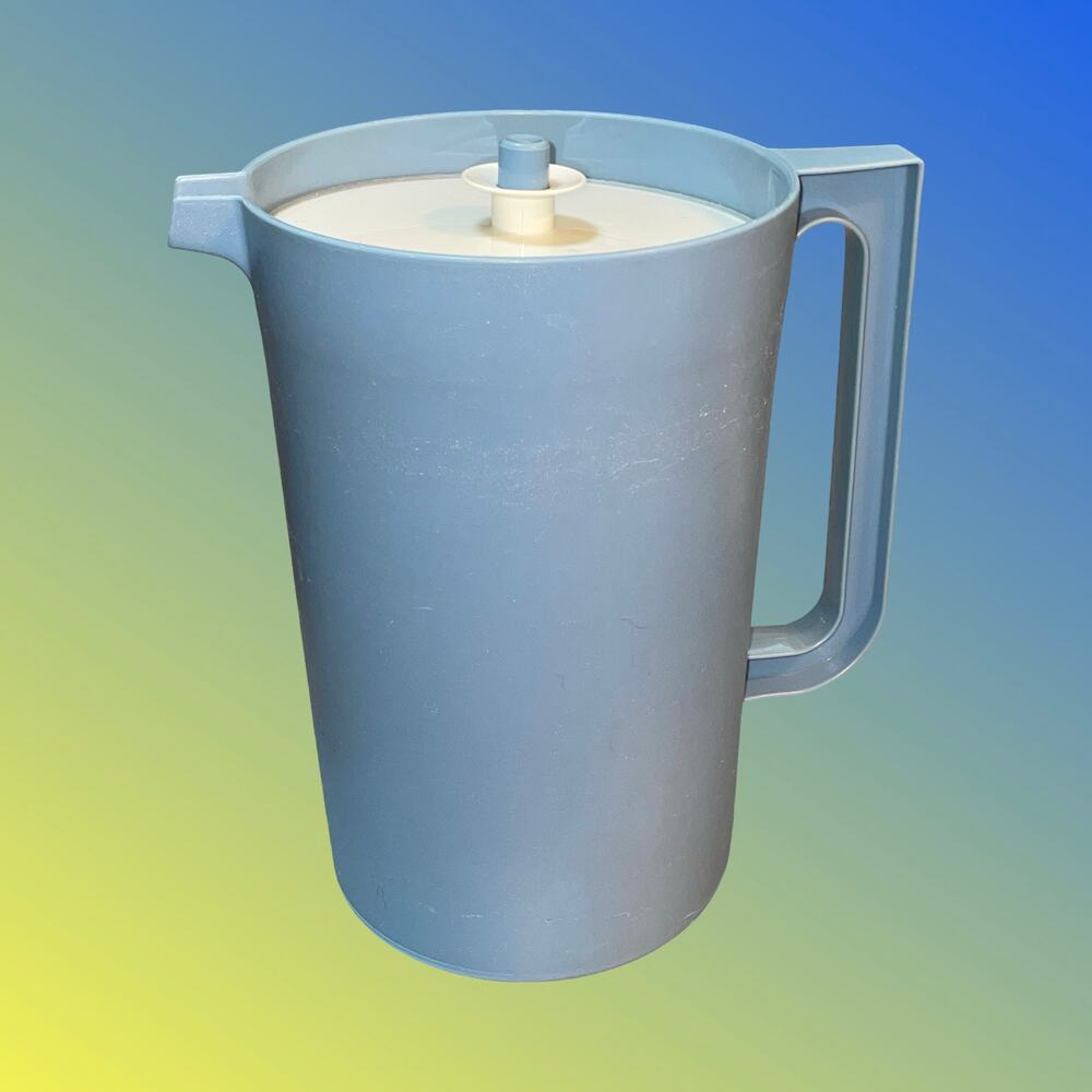 Tupperware 1 Gallon Pitcher 1416 Push Button Lid Slate Blue 1970s Vintage